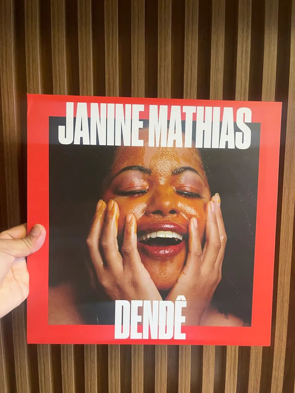 LP Janine Mathias - Dendê - vinil laranja esfumaçado  - Foto 2