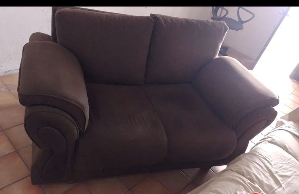 Sofá semi novo 