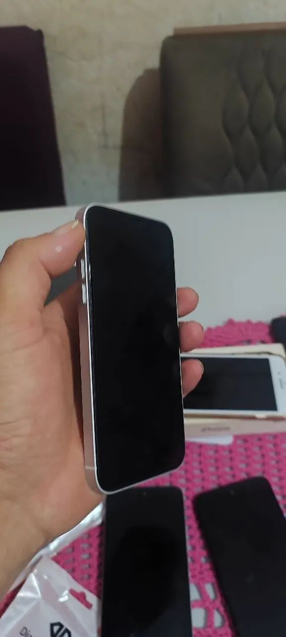 iPhone XR no corpo do 17 - Foto 2