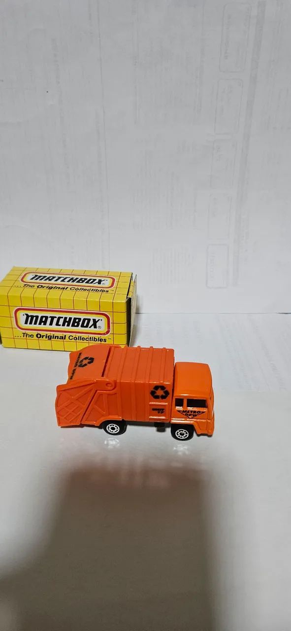 Carrinho matchbox  - Foto 2