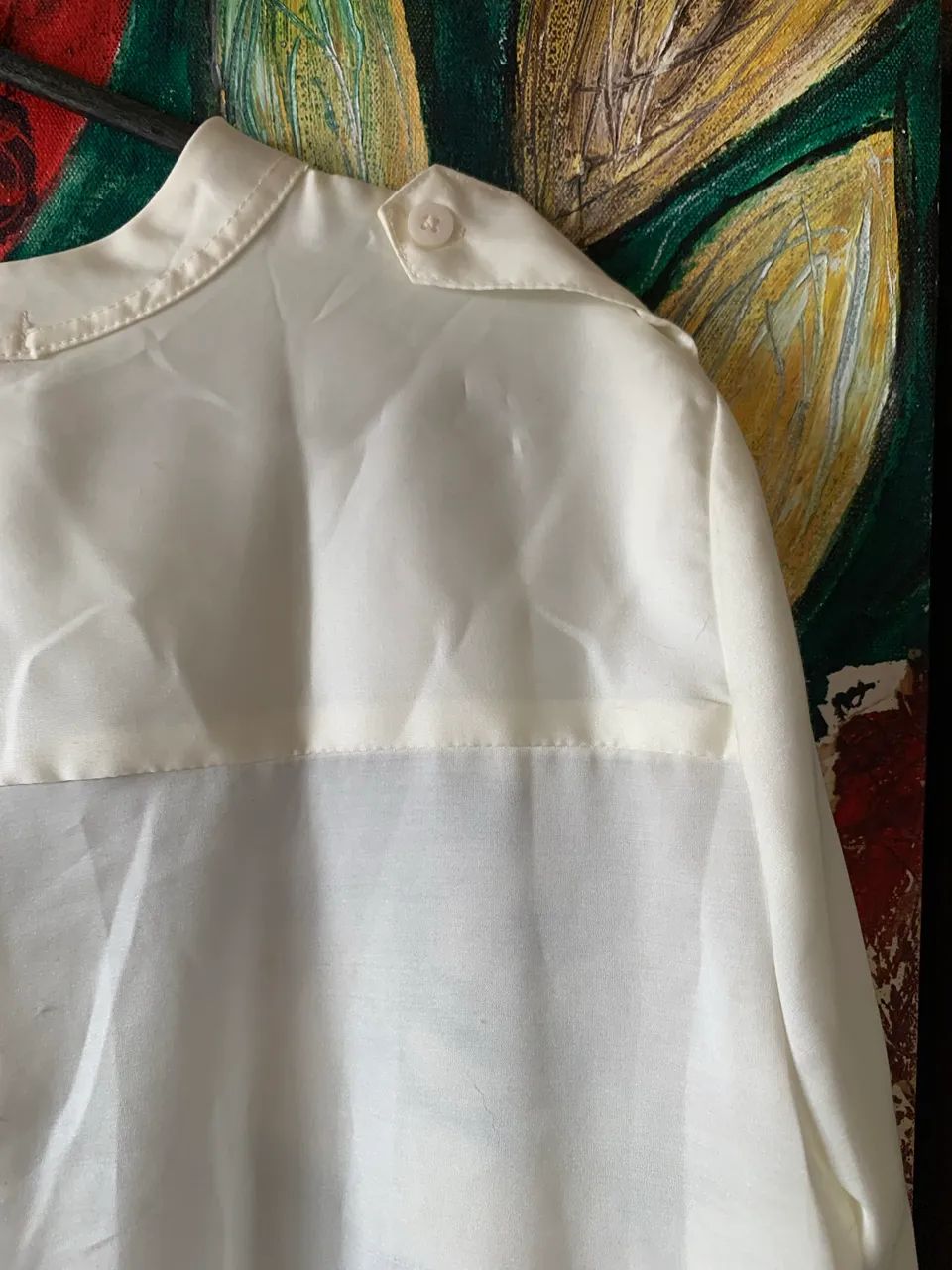 Blusa manga comprida tecido cetim marca RED BOTTOM - Foto 3