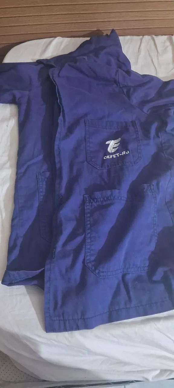Vendo jaleco Cefet-rj tamanho: PP - Foto 2