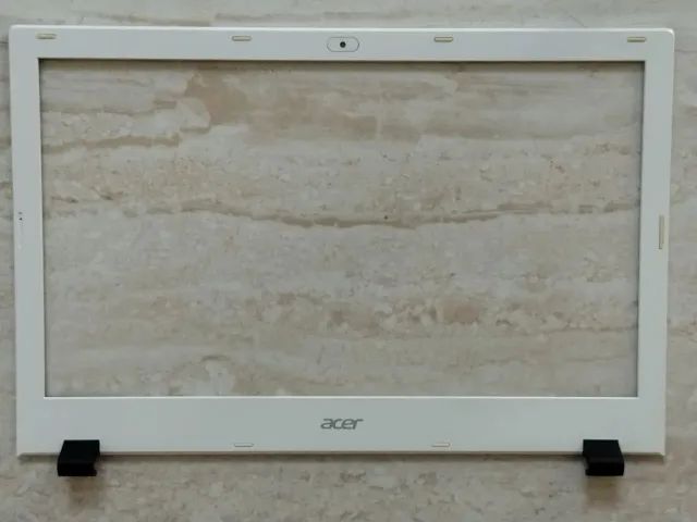Moldura branca Acer aspire E5-574.