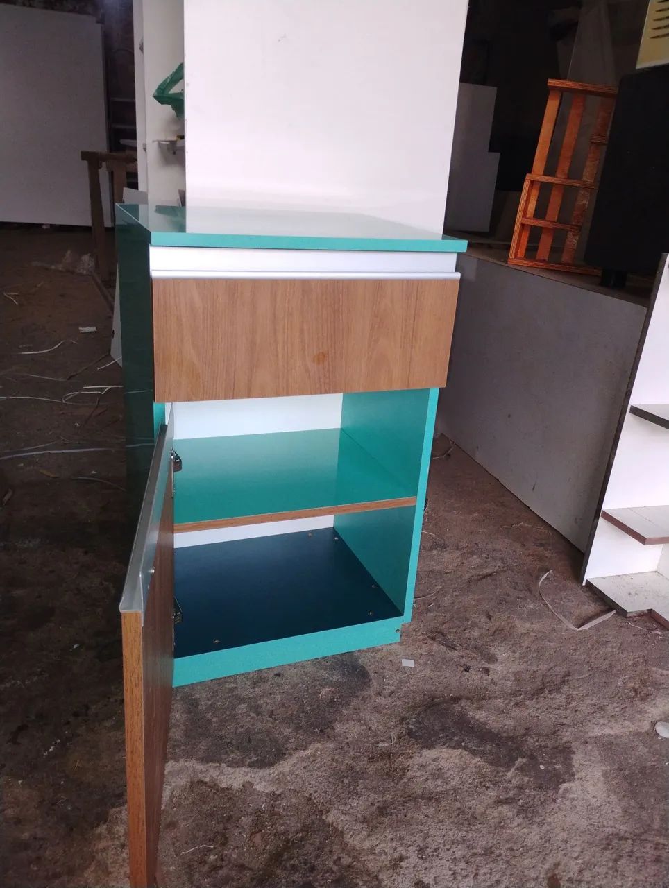 Vende-se criado mudo  - Foto 3