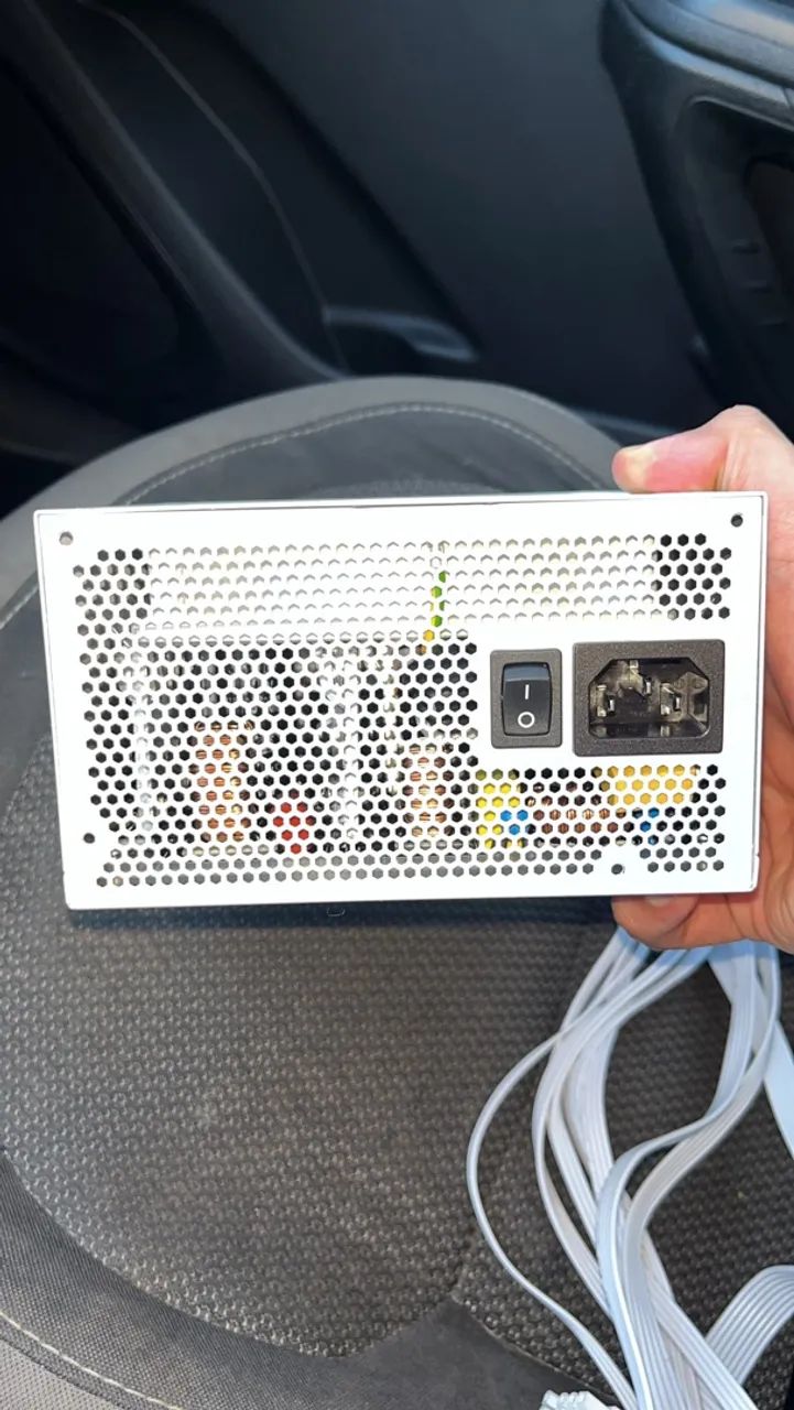Fonte 550w 80 plus White (nunca usada) - Foto 4