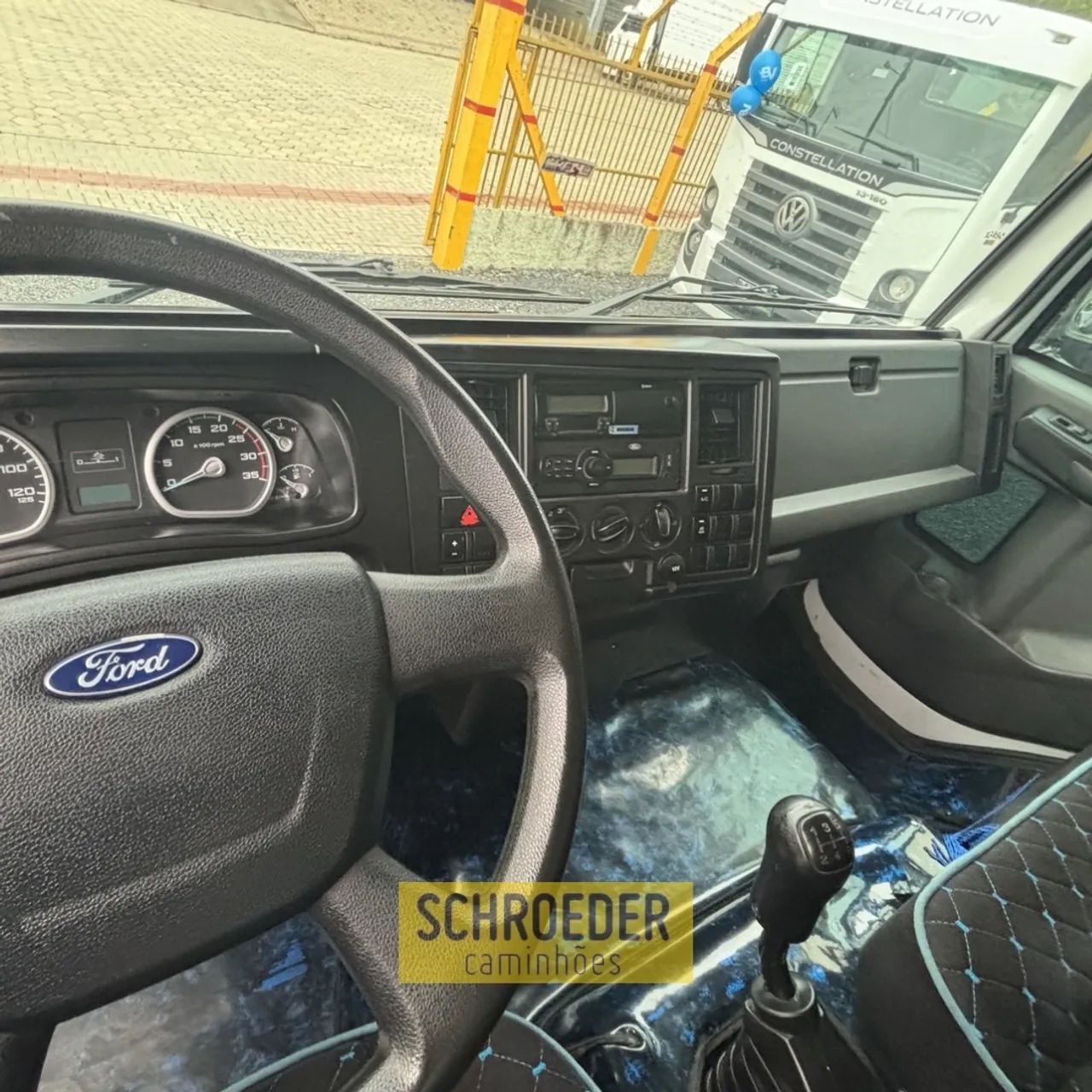 Ford Cargo 1119 - Foto 5