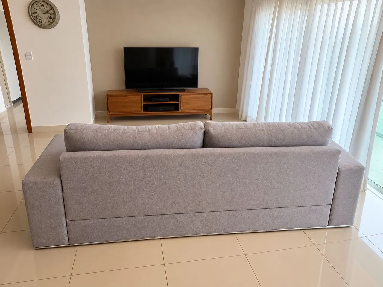 Sofá Linho 2.50m Moderno - Foto 2