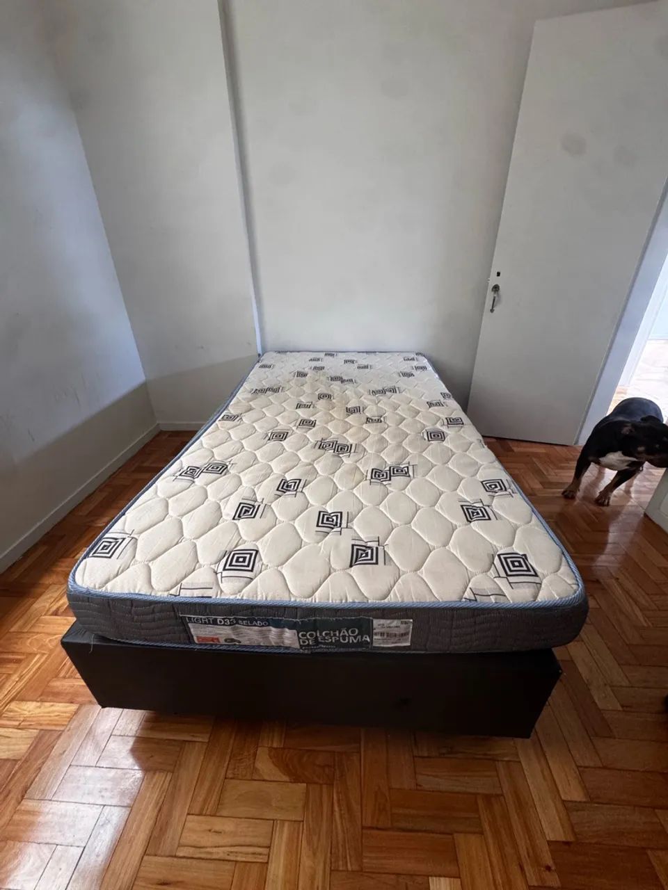 CAMA DE VIÚVA