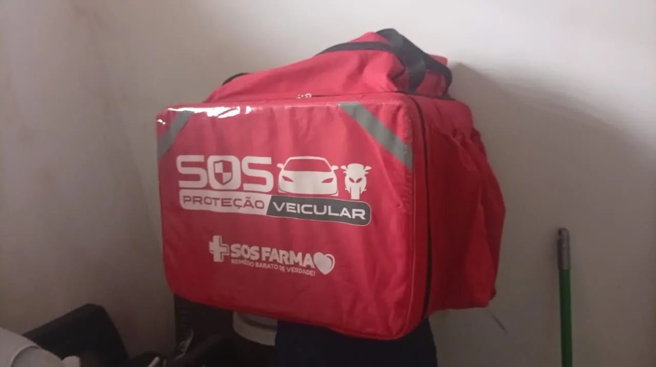 Vendo baú e bag 