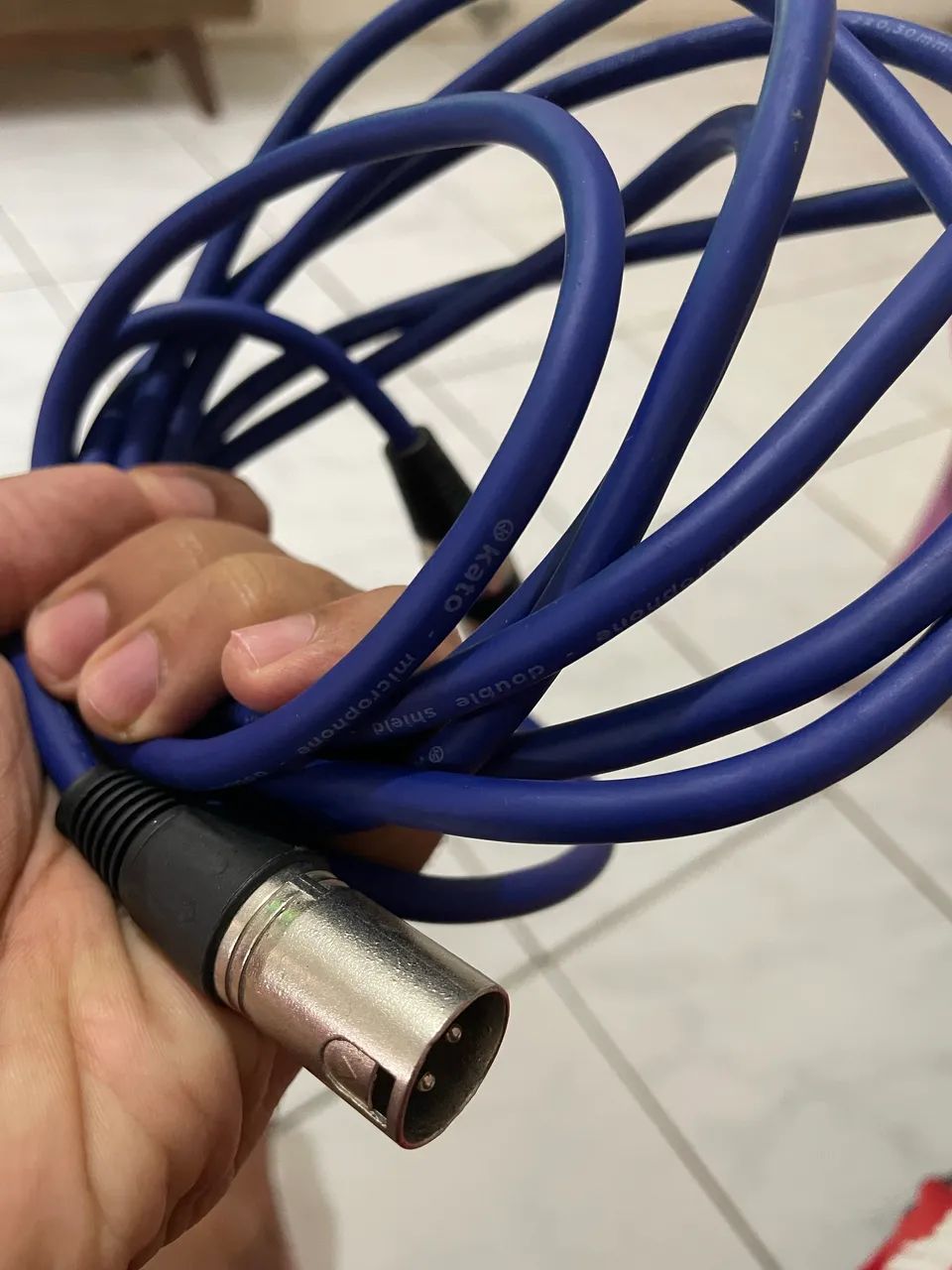 Microfone AkG profissional + cabo  - Foto 4