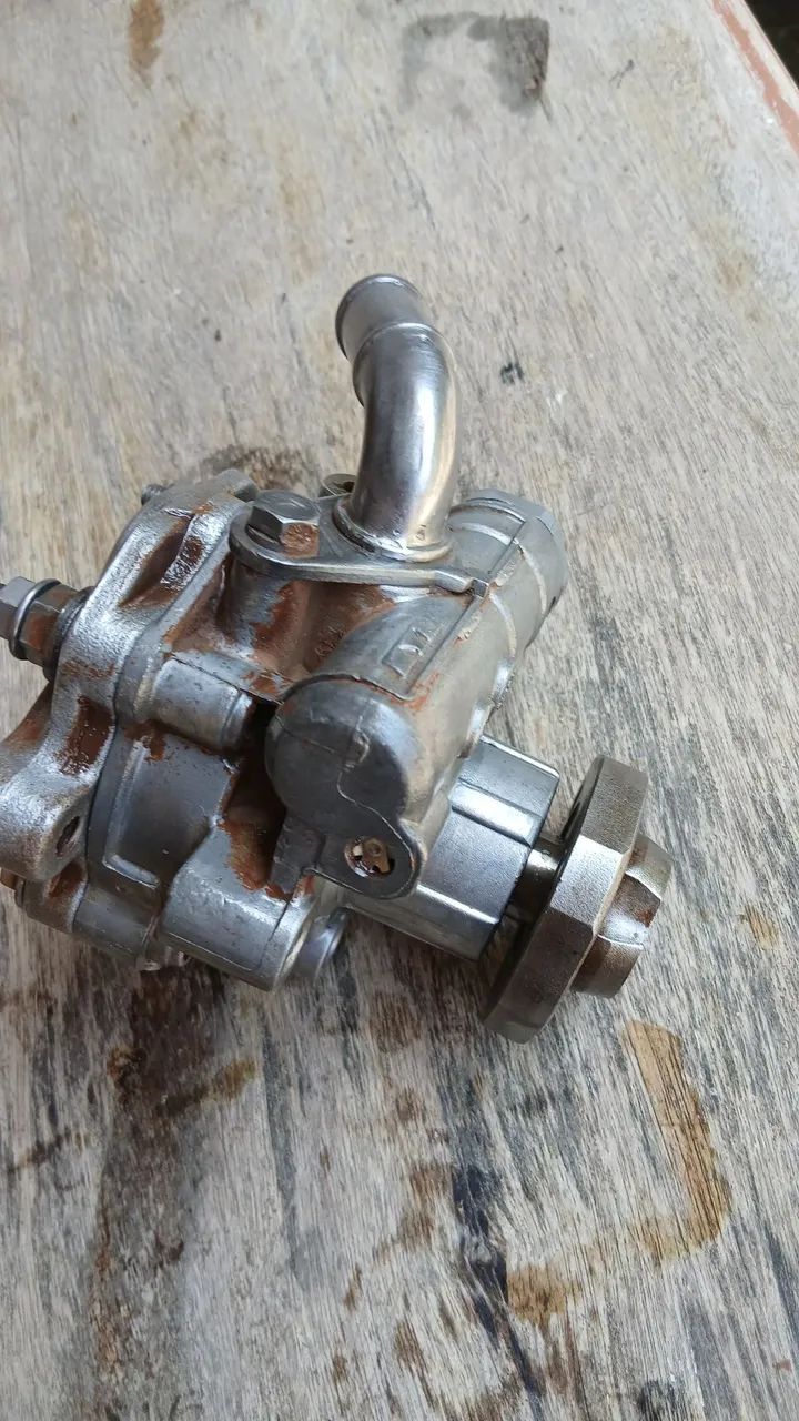 Vendo bomba de direção  - Foto 3
