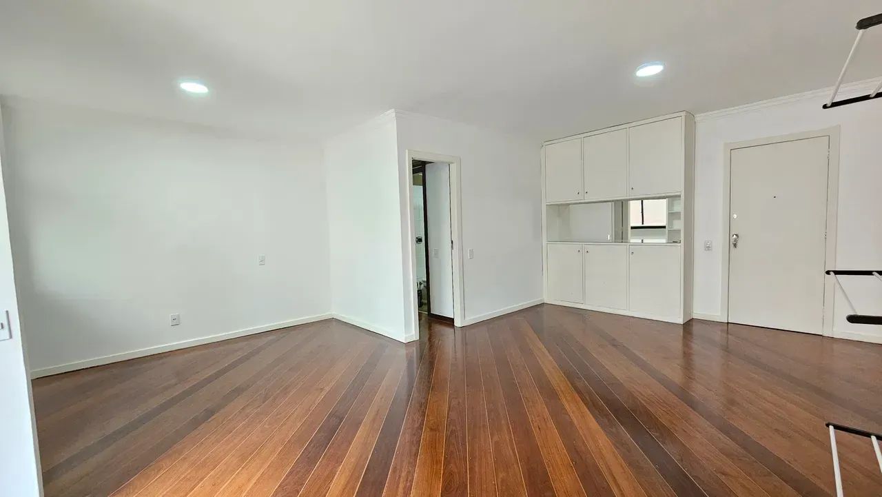 Apartamento em Prédio Com Varanda e Infraestrutura - Foto 2