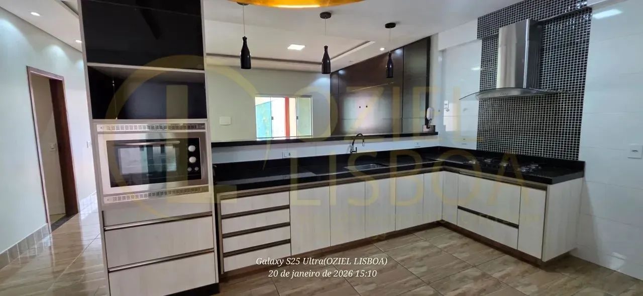 CASA NA LAJE 03 QUARTOS PISCINA CHURRASQUEIRA LOTE DE 400m² CONDOMÍNIO FECHADO RUA 03 VICE - Foto 4