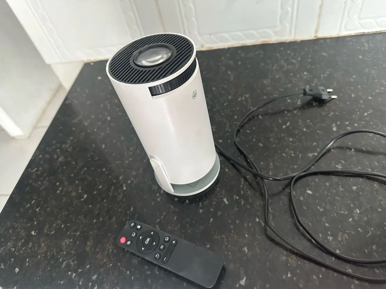 Projetor HY300