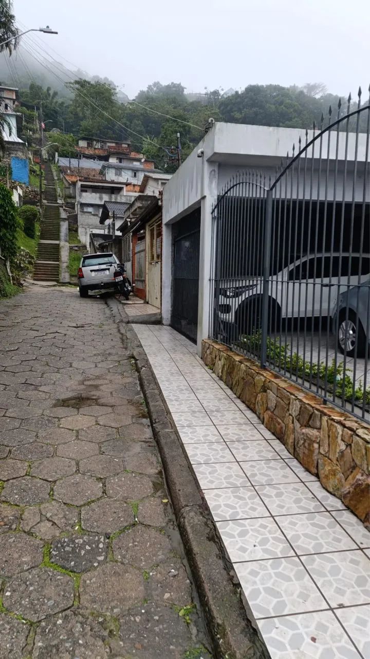 Casa no morro (acesso por escada) - Foto 3