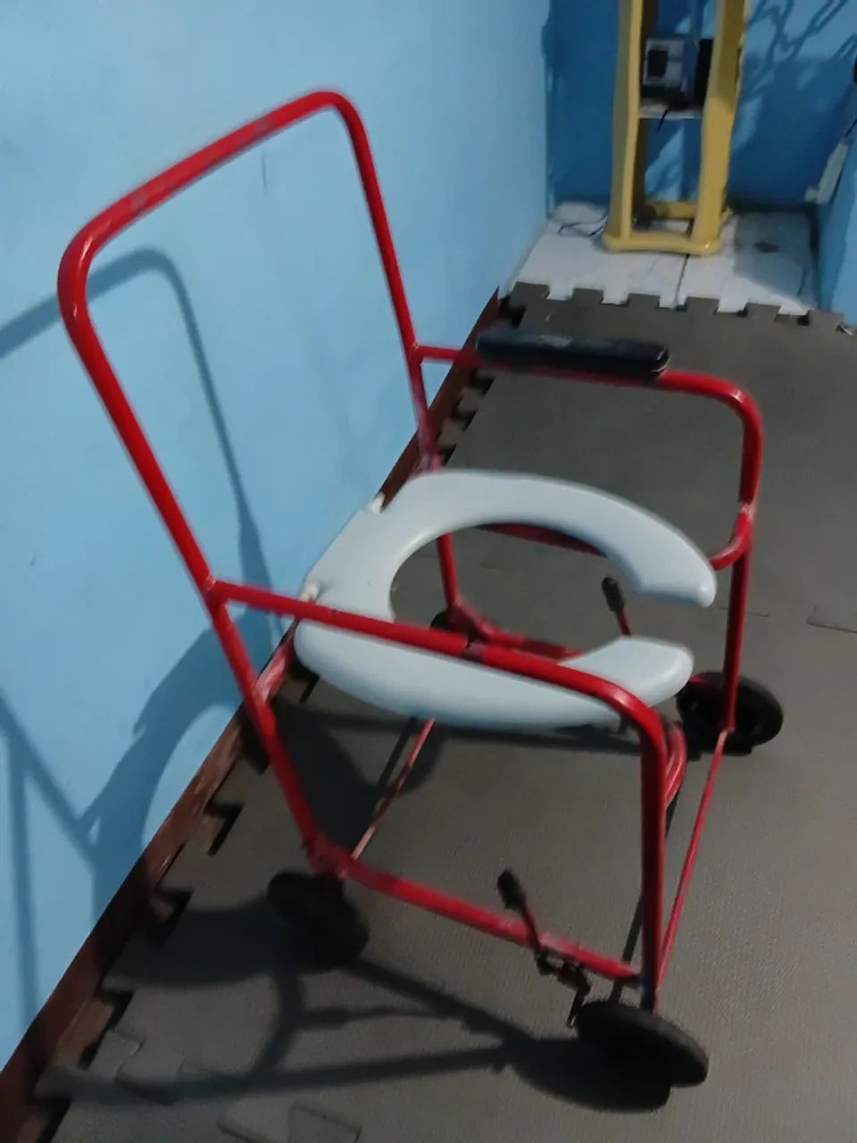 Cadeira de banho - Foto 2