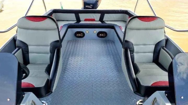 Lancha com 200hp  - Foto 4