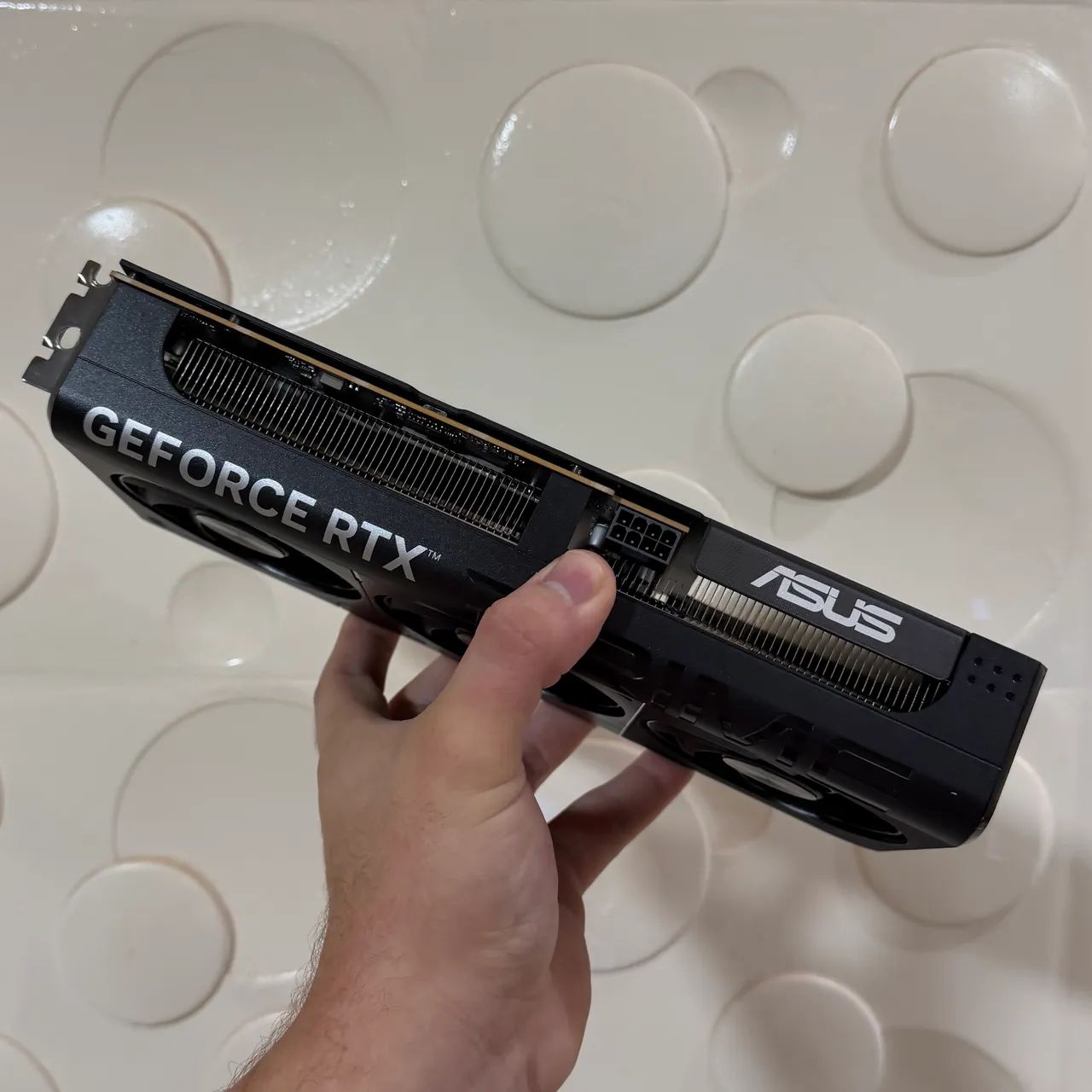 RTX 5060 8GB ASUS PRIME (PRATICAMENTE NOVA) - Foto 3