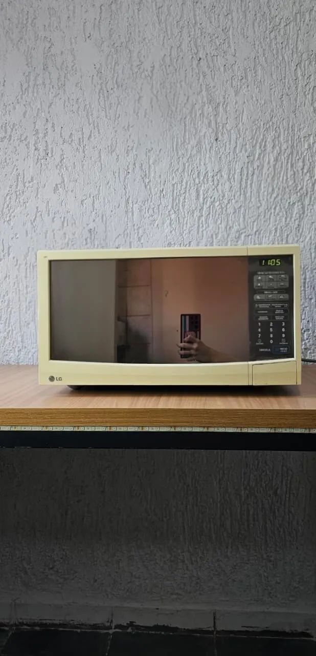 MICRO-ONDAS LG 23 LITROS