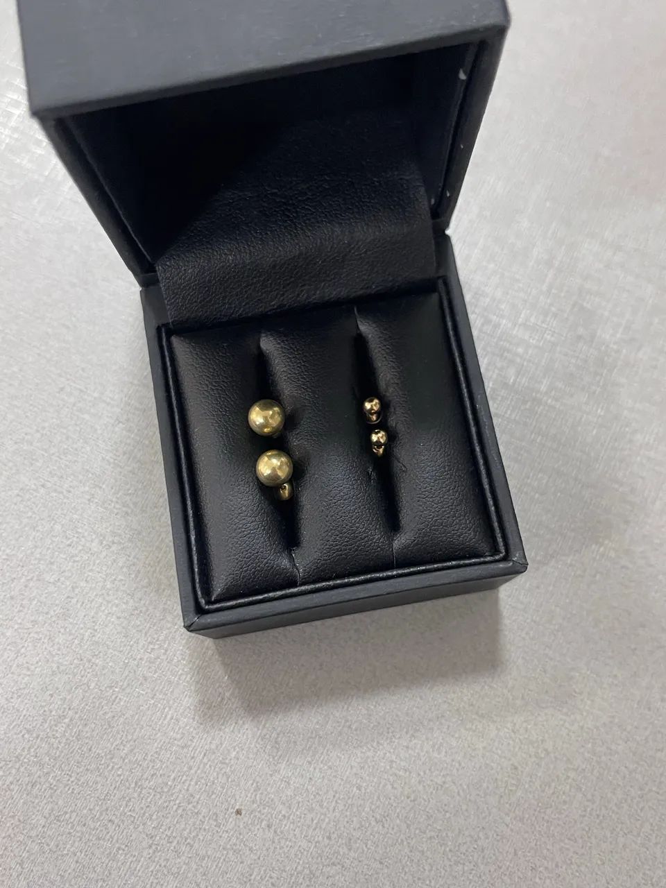 Brinco Bolinha de ouro 18k procedência garantia eterna - Foto 2