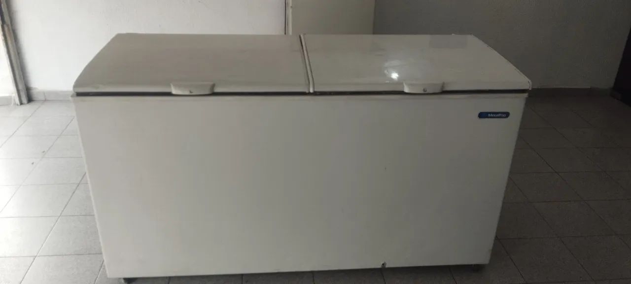 Freezer horizontal semi novo 