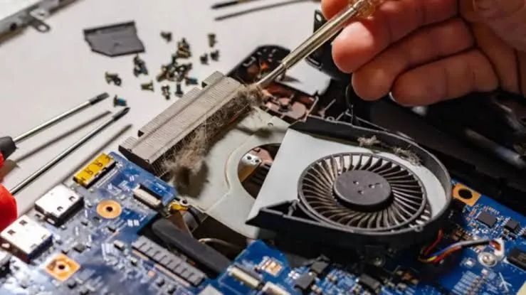 Limpeza de notebook, com troca de pasta térmica  - Foto 3