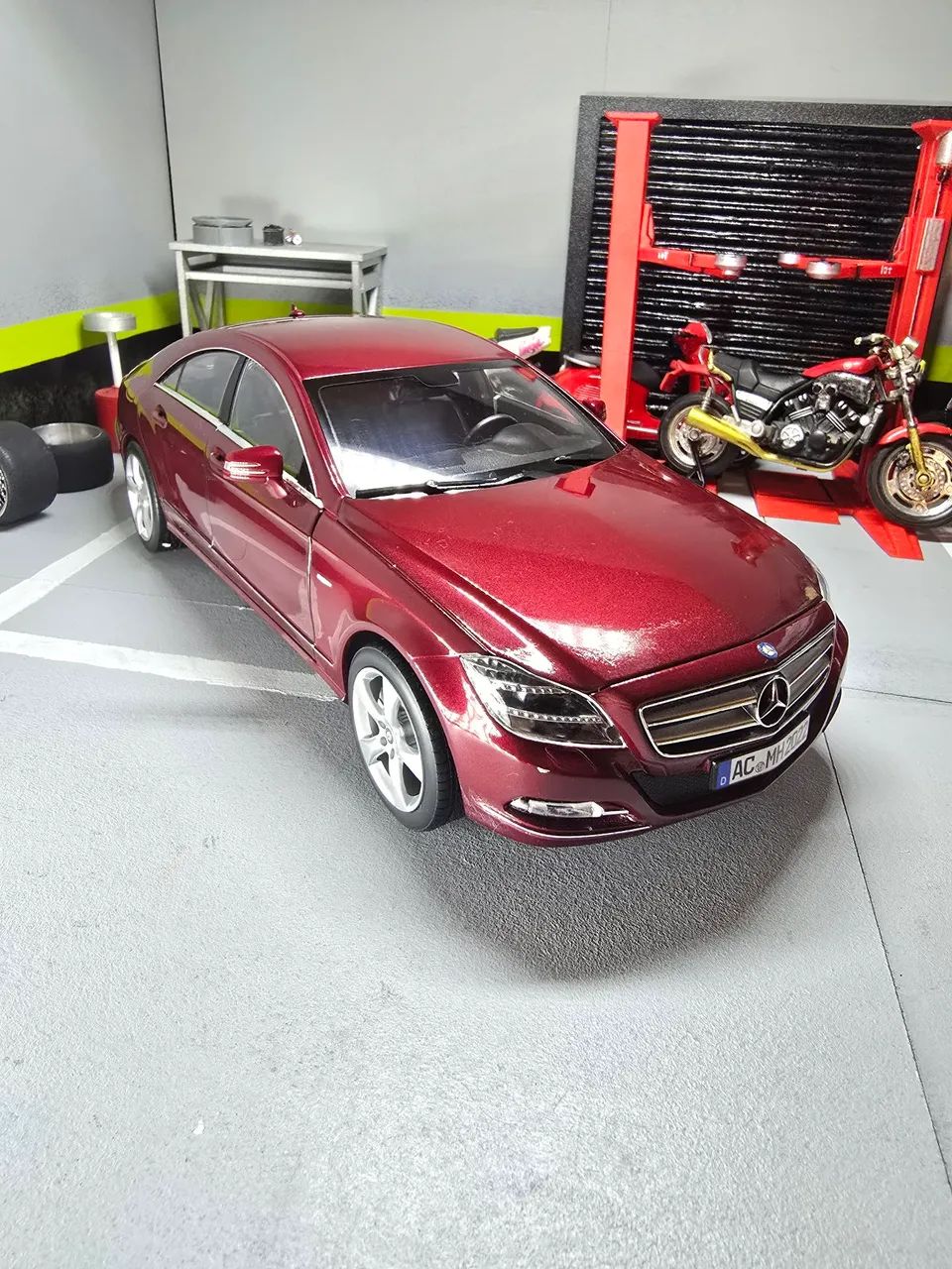 Miniatura Mercedes Norev HQ 1/18 - Hobbies e coleções - Parque da