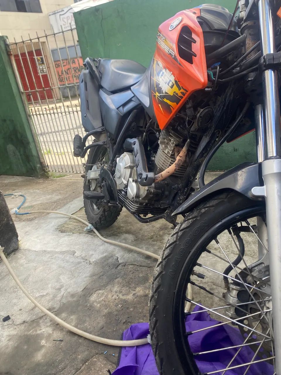 Crosser 