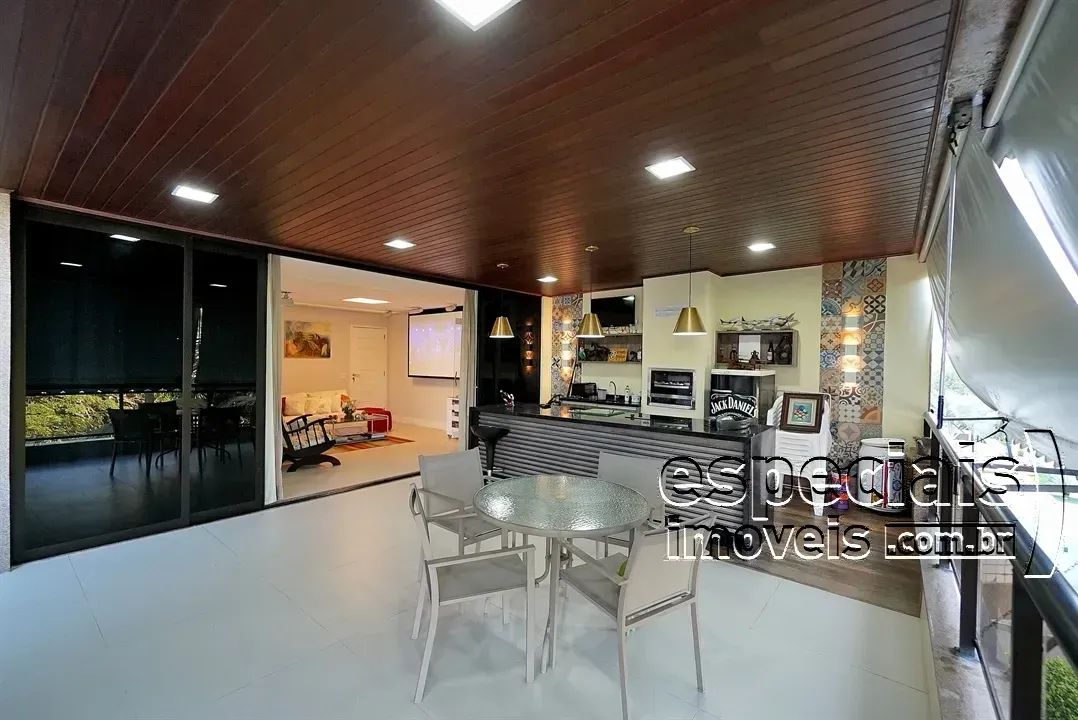 Apartamento no Recreio. Reformado. Varanda gourmet. 5 Quartos.