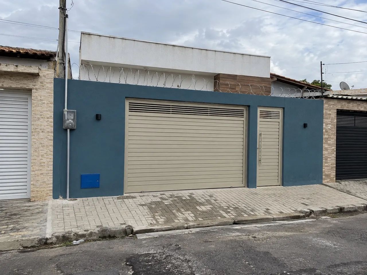 CASA A VENDA NA SAPIRANGA