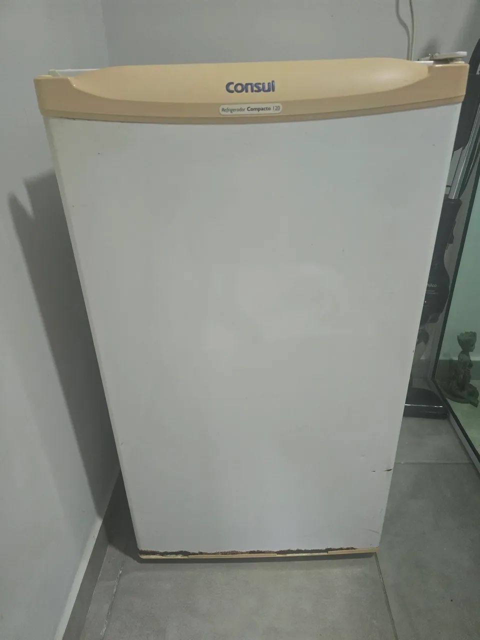 FRIGOBAR CONSUL