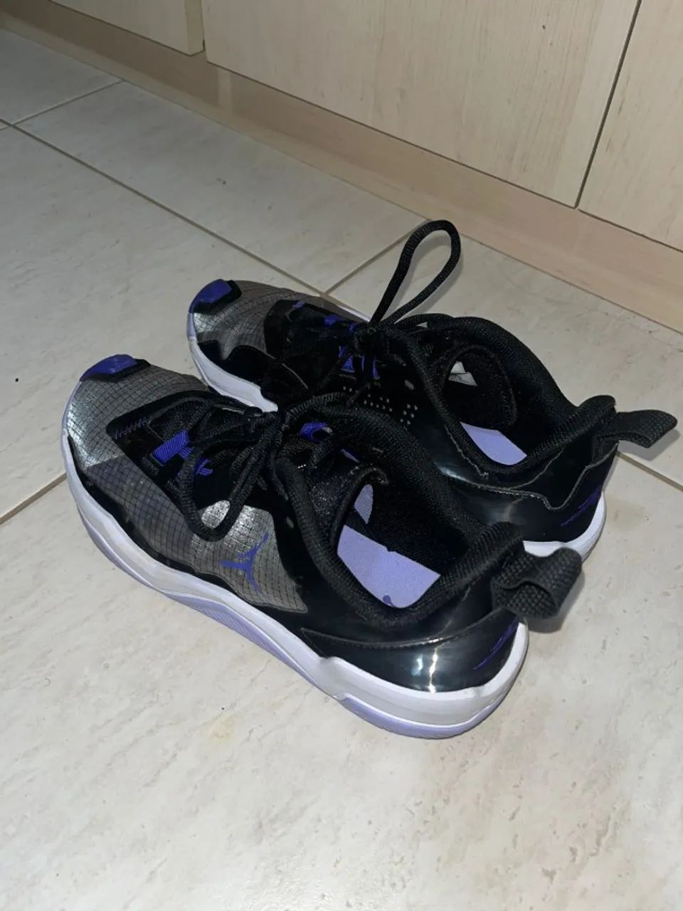 Tênis Nike Jordan Original (Preto e Roxo) - Tamanho 40 - Foto 3