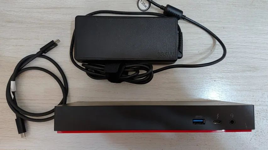 Lenovo ThinkPad Thunderbolt 3 Dock Gen 2 - Foto 3