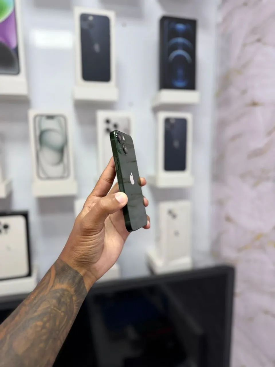 IPHONE 13 MINI 256GB<br>R$ 1.899,00 - Foto 3