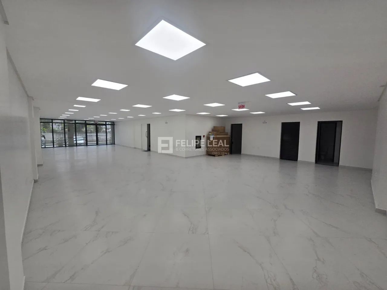 Loja / Salão / Ponto Comercial em Centro - Santo Amaro da Imperatriz - Foto 3