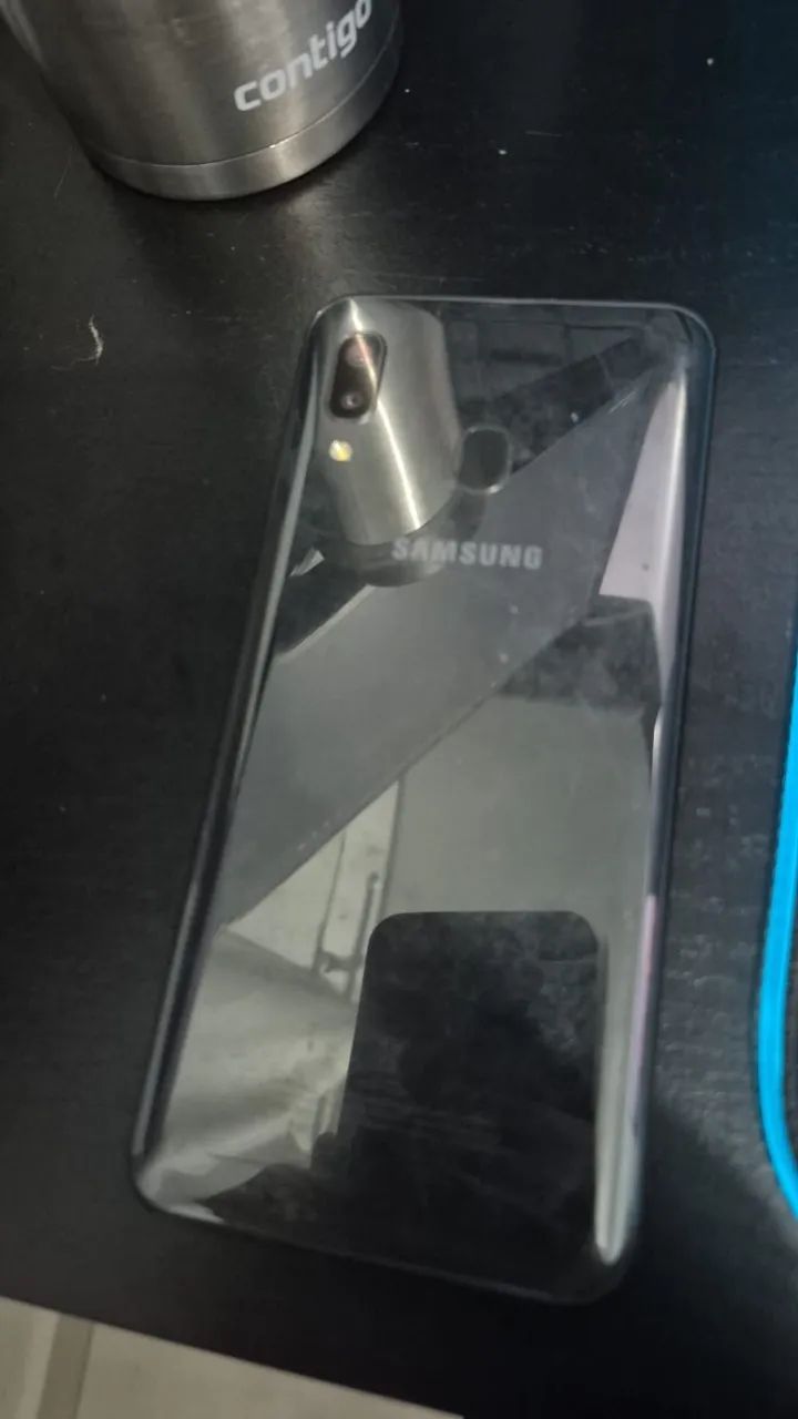 Samsung Galaxy A20 - Foto 2