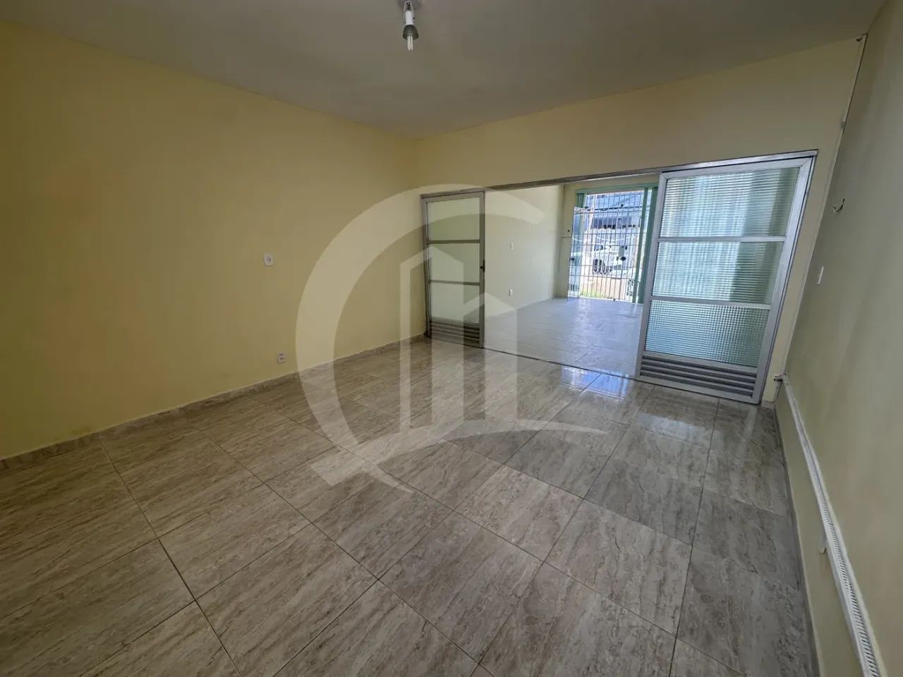 Imóvel comercial com 300m² para locação no Bairro São José - Foto 4