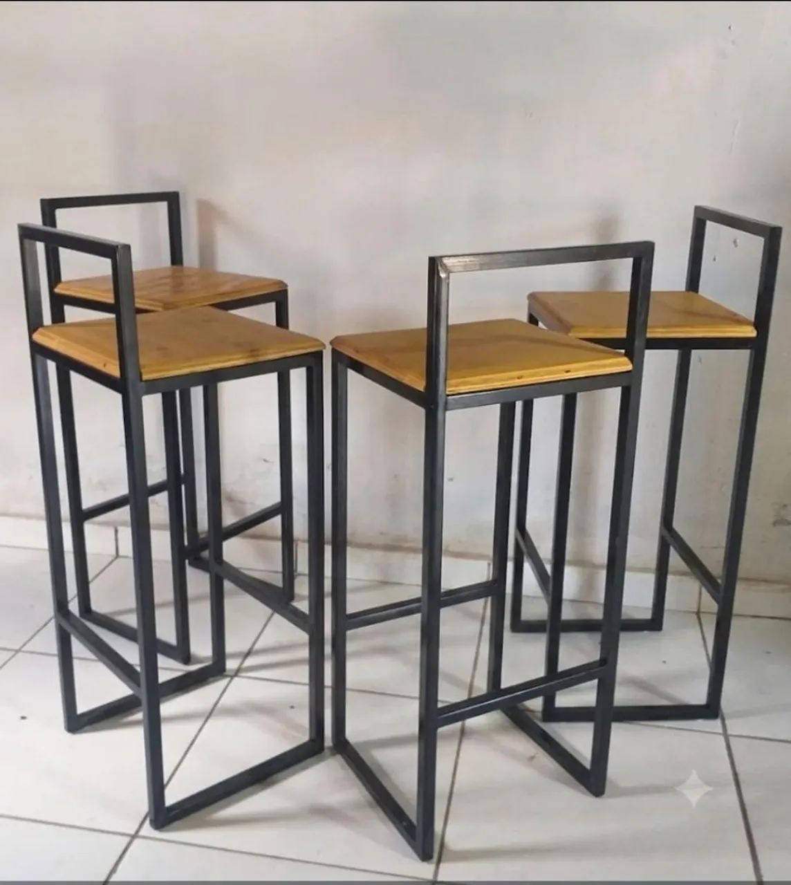 Banquetas estilo industrial
