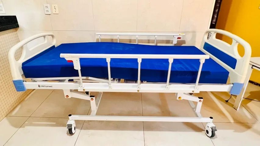 CAMA HOSPITALAR ARTICULADA, COM COLCHÃO ORIGINAL. - Foto 2