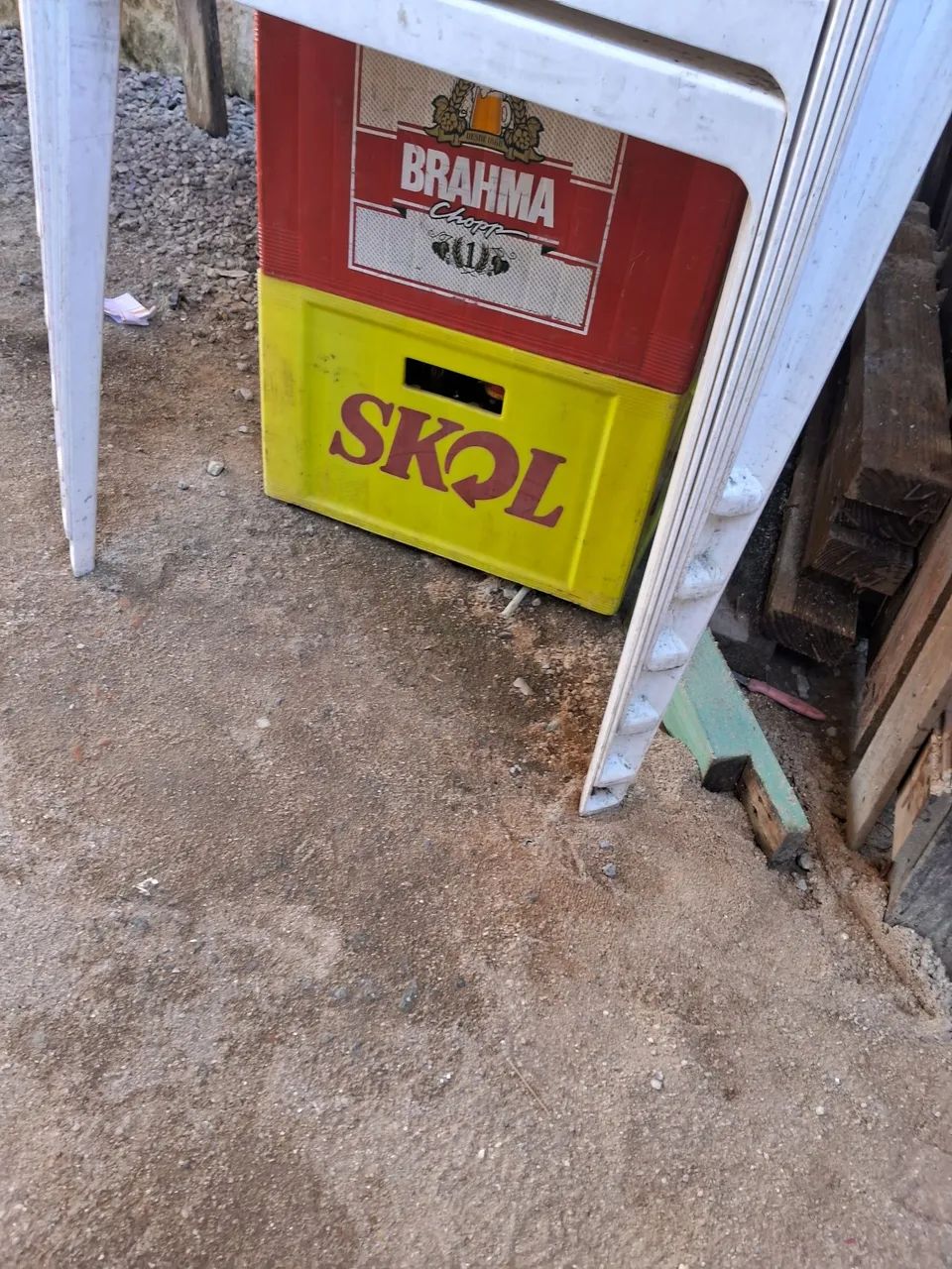 Engradados de cerveja 600 e litrao