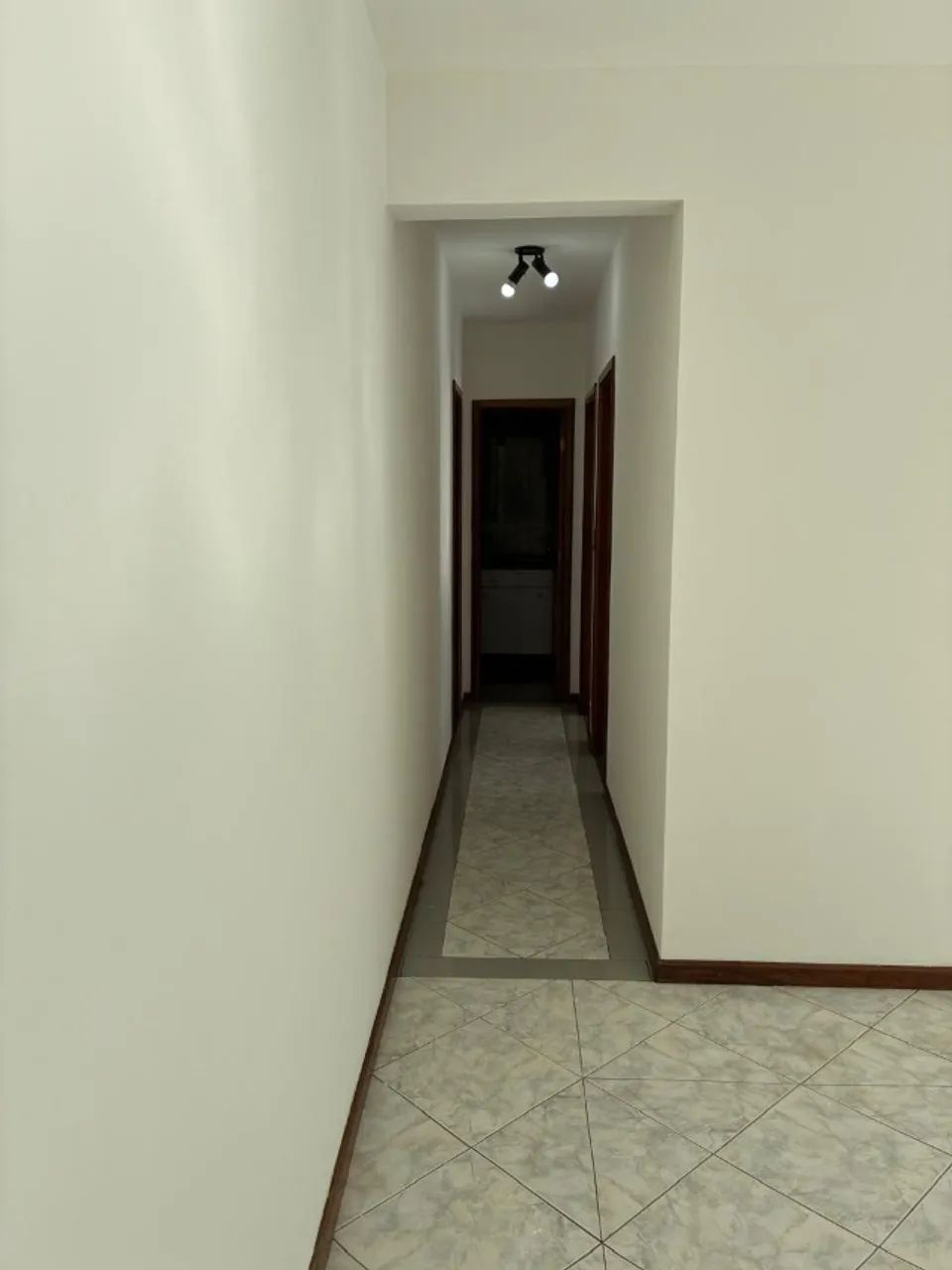 Excelente apartamento 2/4 com gabinete Candeal - Foto 4
