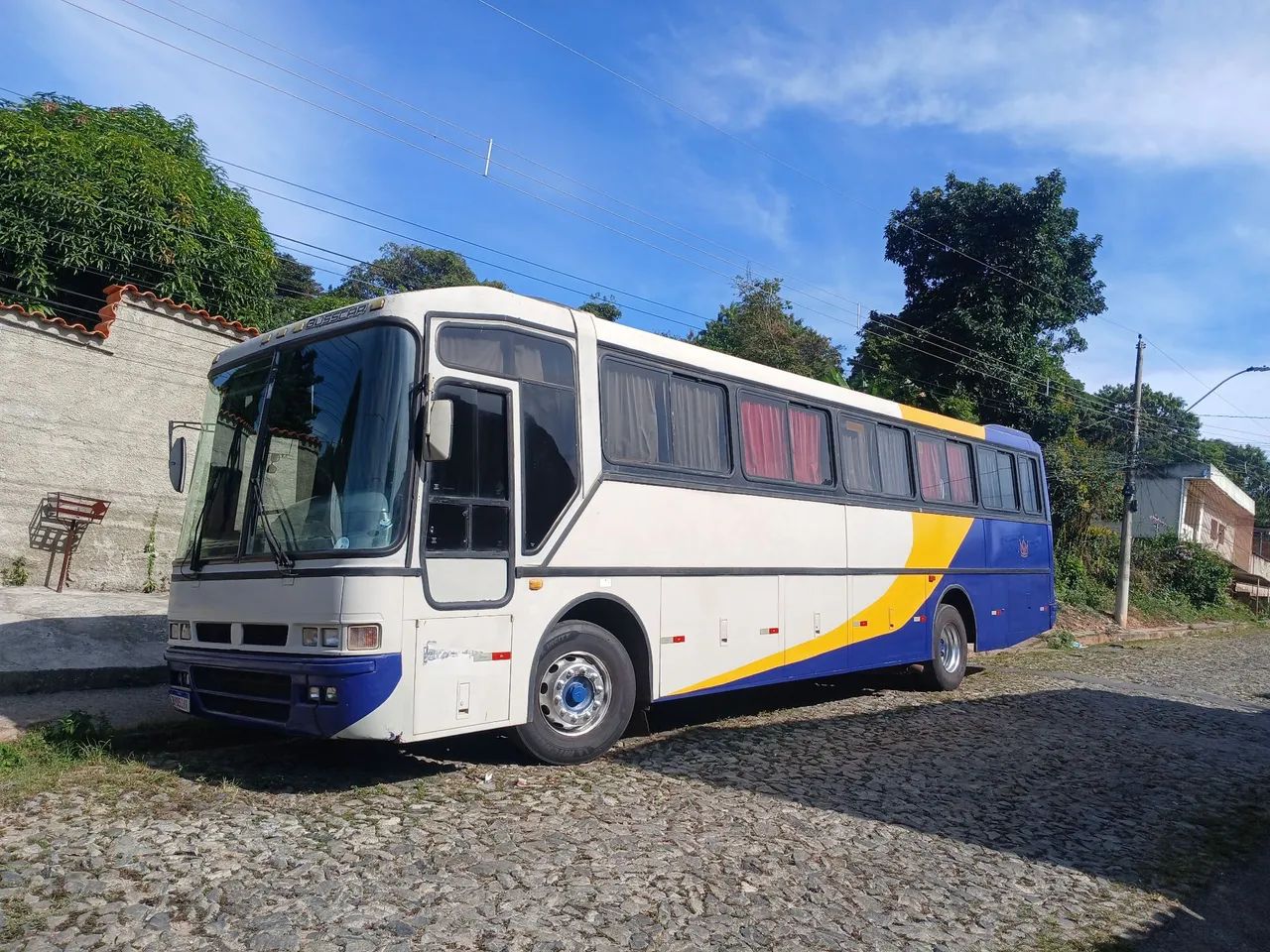 Volvo b10 busscar 