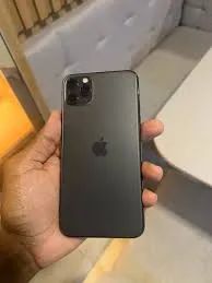 iPhone 11 Pro MAX  - Foto 2