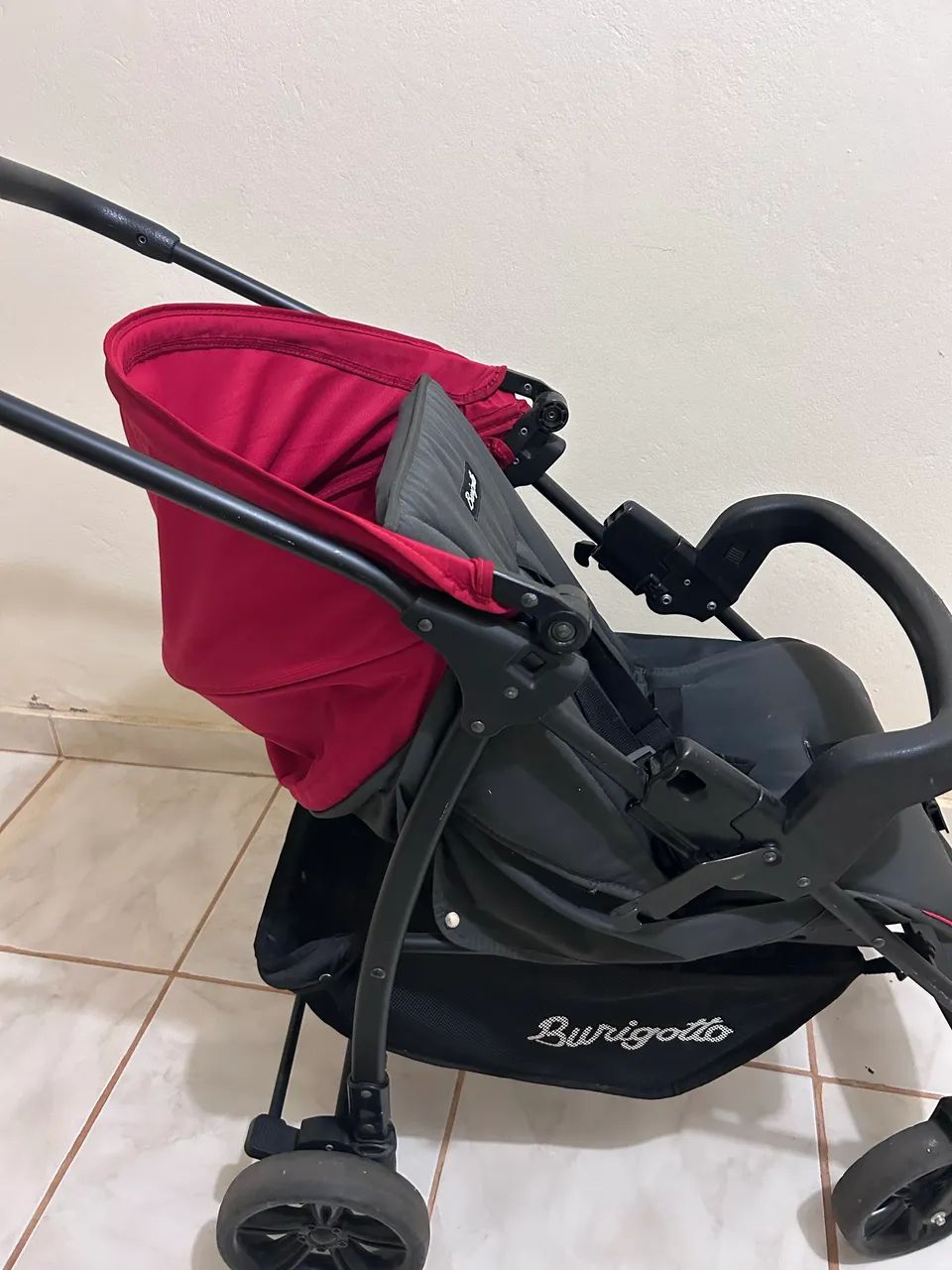 Carrinho de bebê- burigotto 