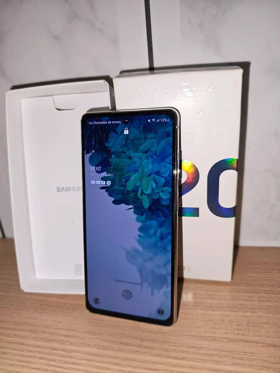 Samsung Galaxy S20FE - Foto 2