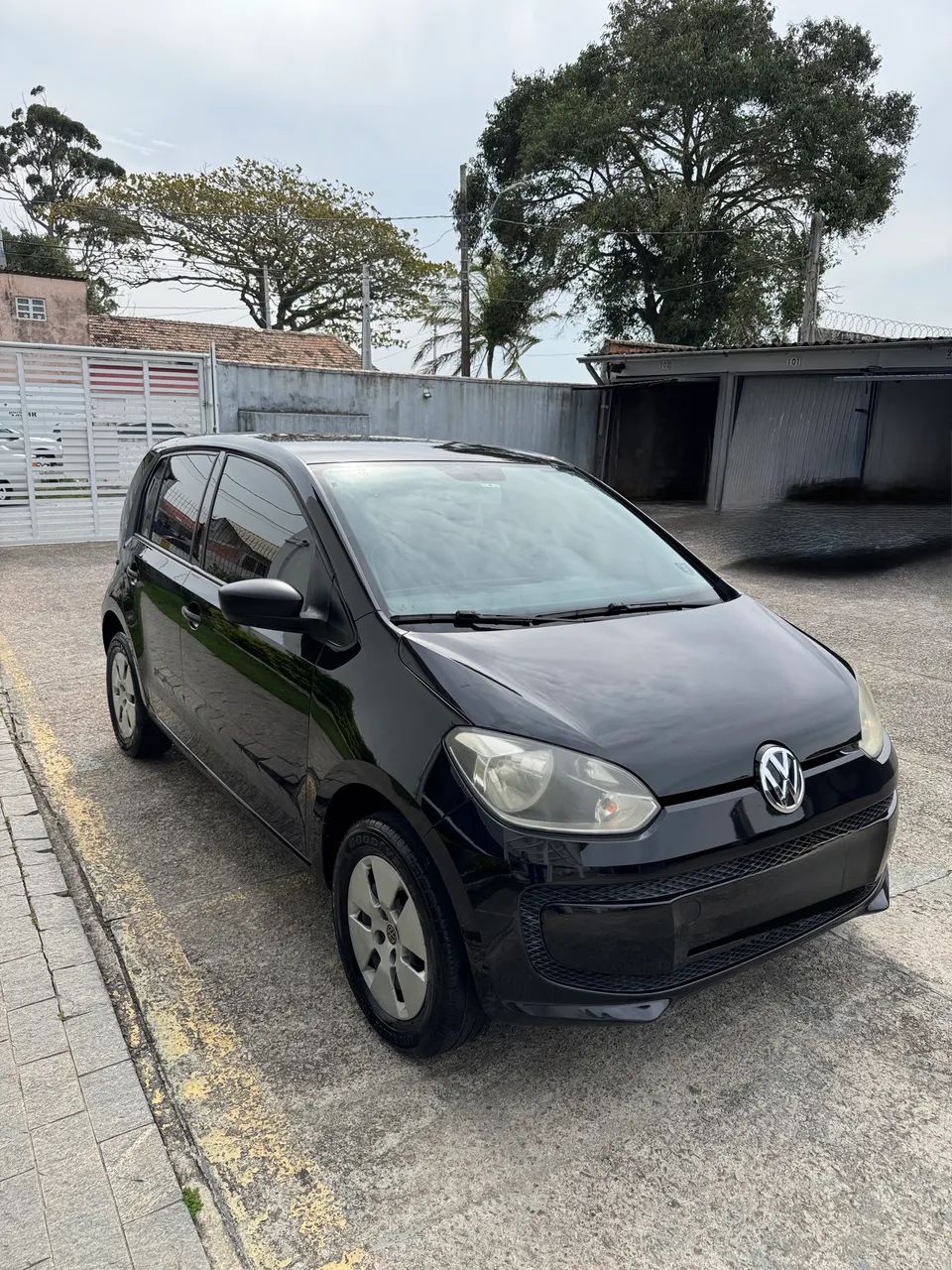 Volkswagen Up! Take 1.0 Total Flex 12V 5P 2015 - Foto 5
