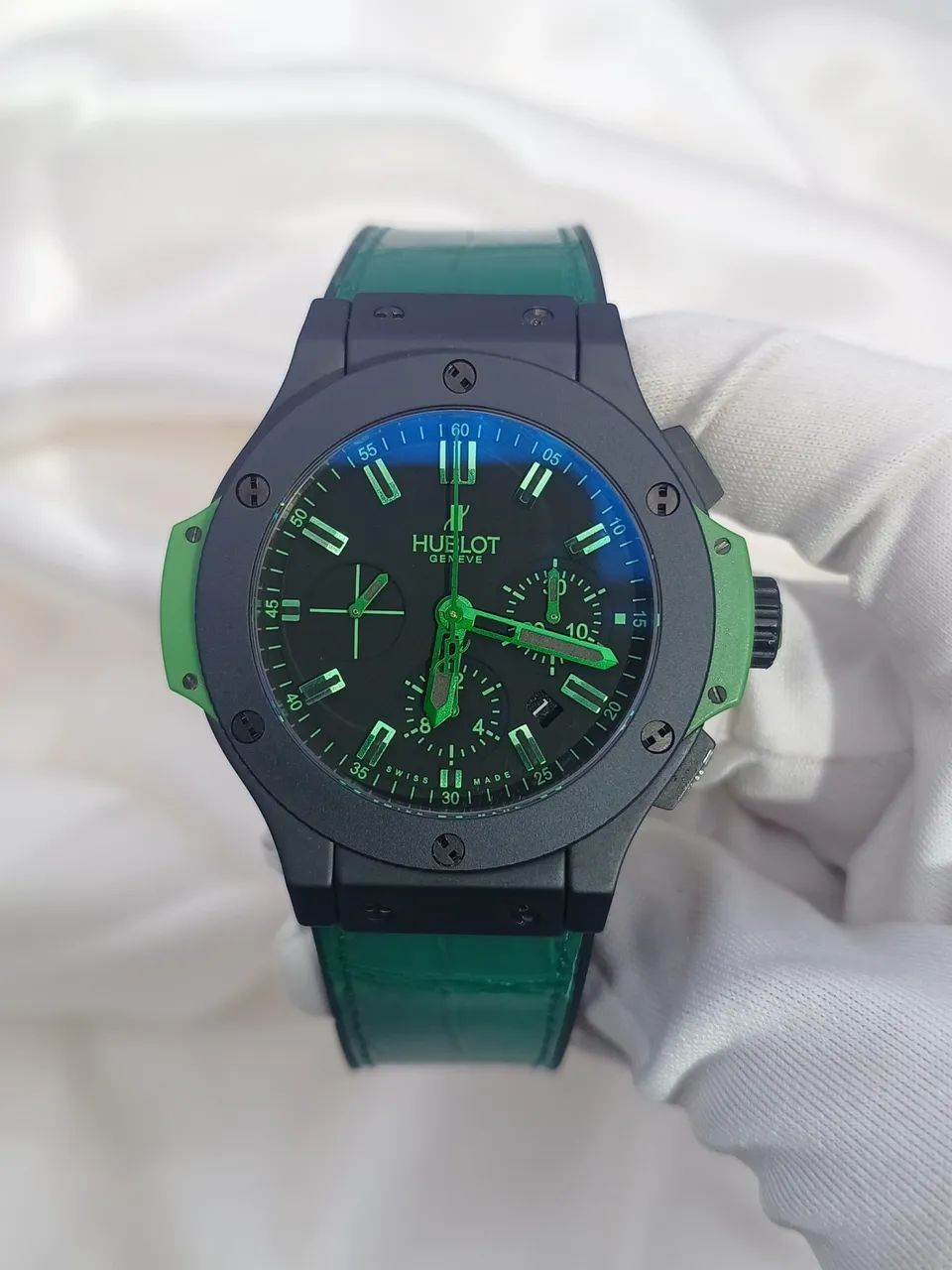 Relógio Hublot verde Classic crono ETA