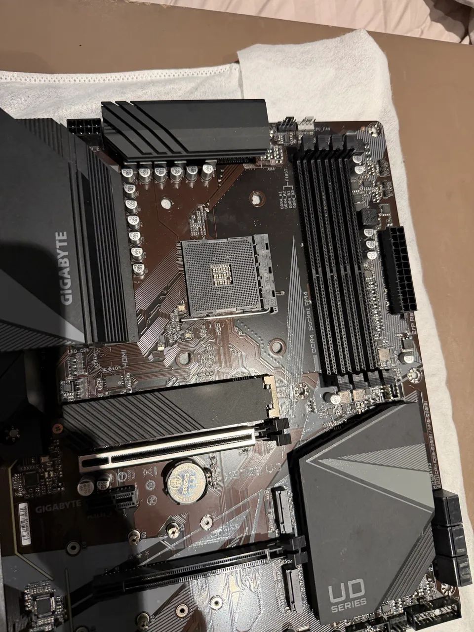 Placa mae x570ud