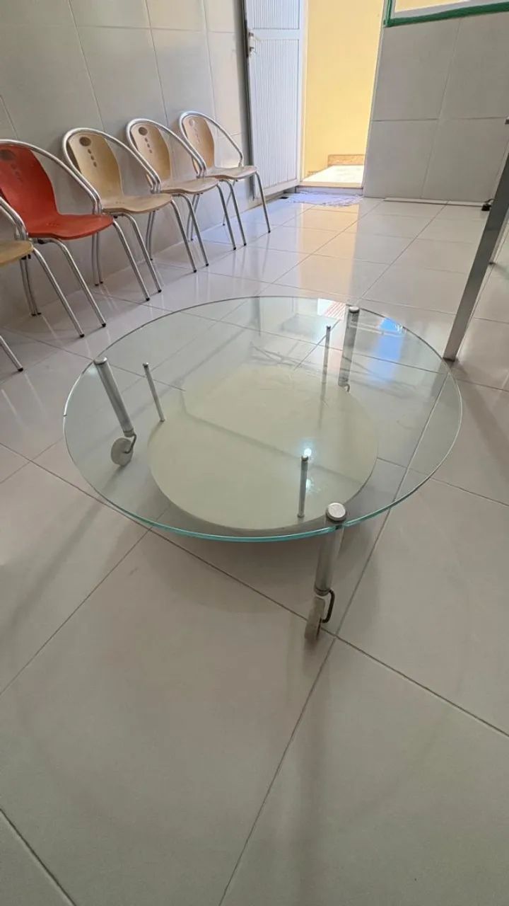 Mesa de centro em vidro e metal - moderna com prateleira inferior - Foto 2