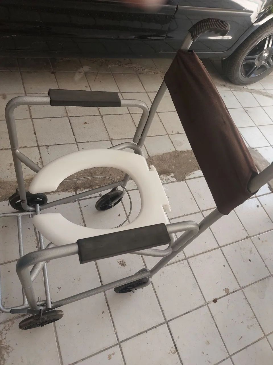 Cadeira de banho excelente  - Foto 4